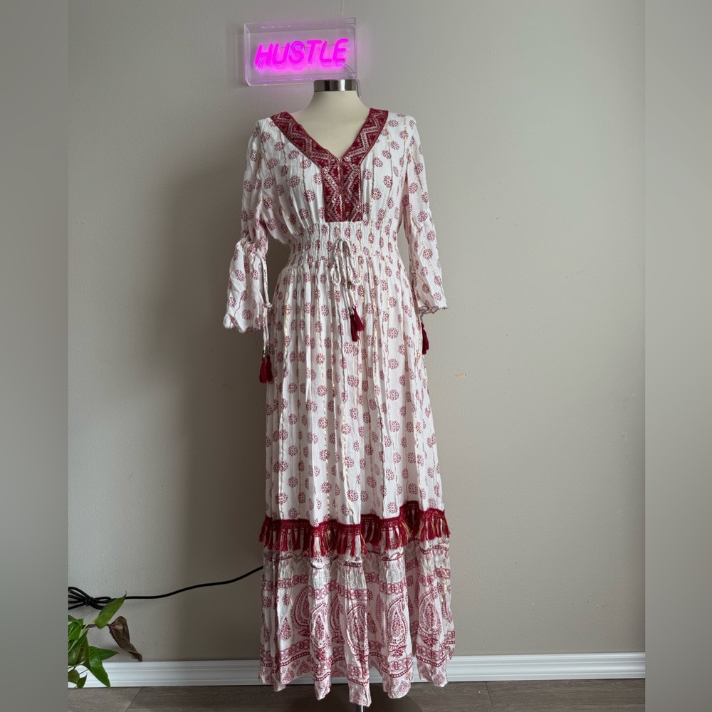 Boho Chic Long Sleeve Maxi Dress in Red and White